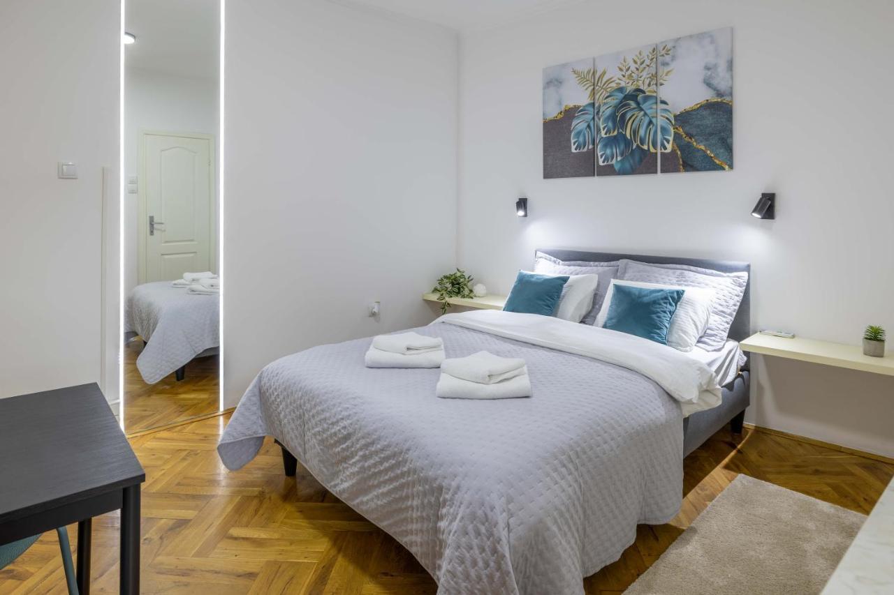 Old Town Rooms Novi Sad Buitenkant foto